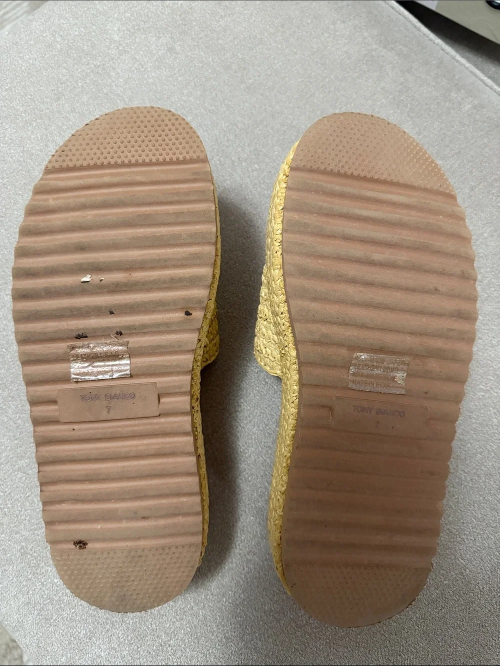 Tony Bianco Cream and Black Logo Shoe Box
